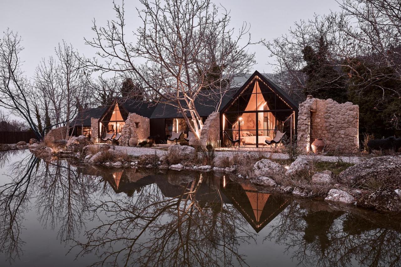 Area Synest Nature Suites Sinevron Exterior photo