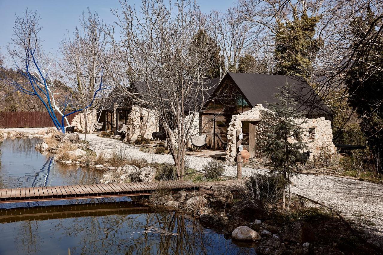 Area Synest Nature Suites Sinevron Exterior photo
