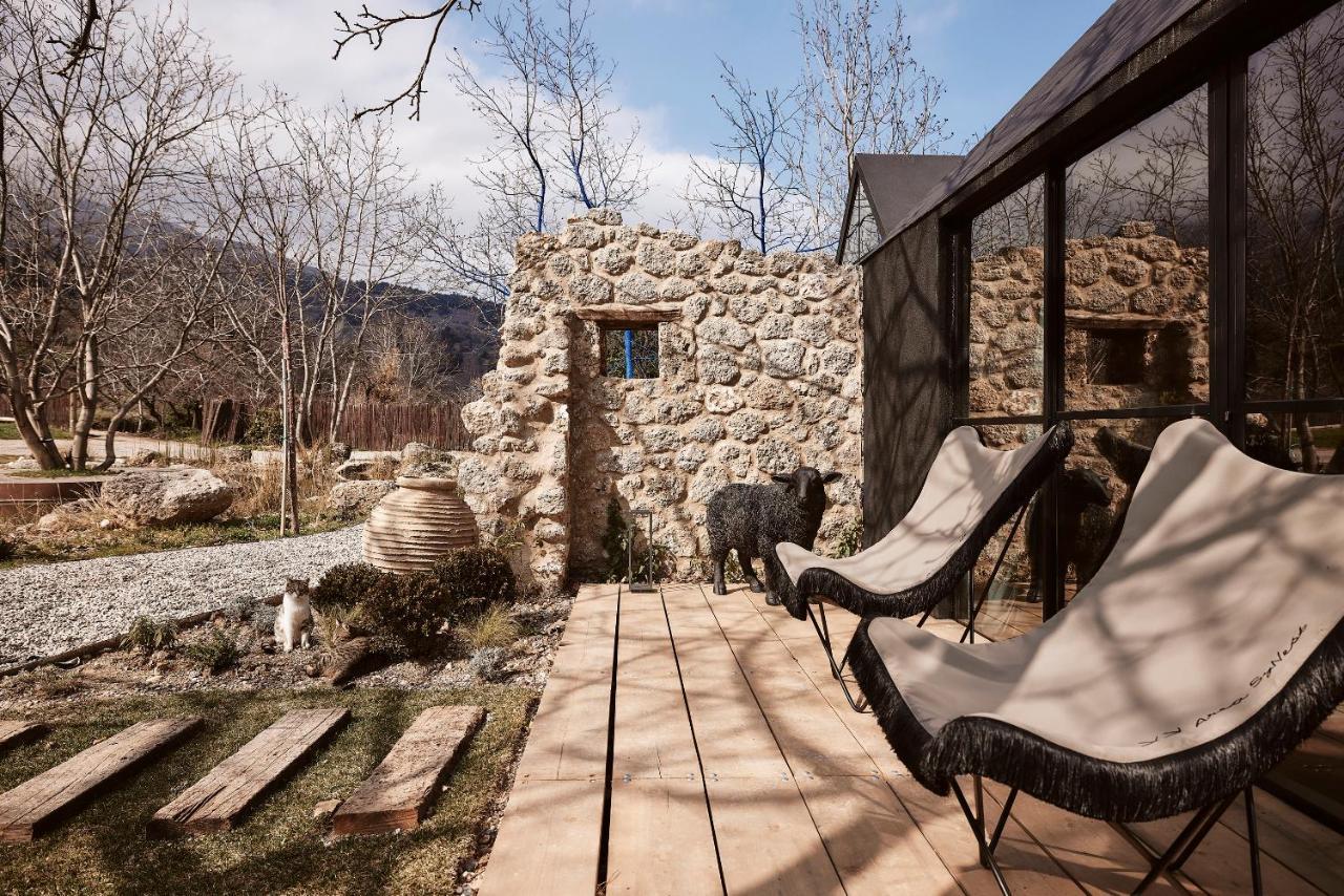 Area Synest Nature Suites Sinevron Exterior photo